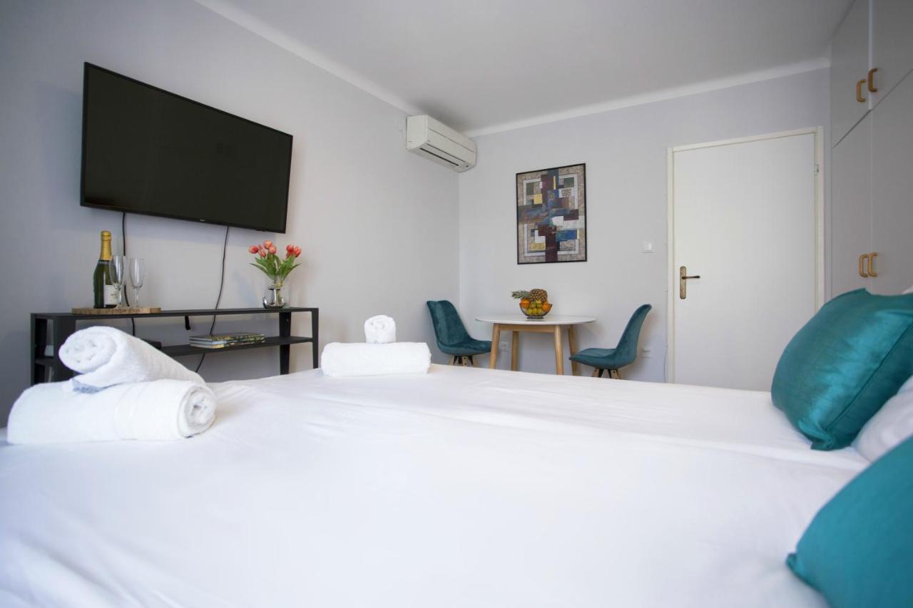 Studio Apartment Zen City Centre Split Exterior photo